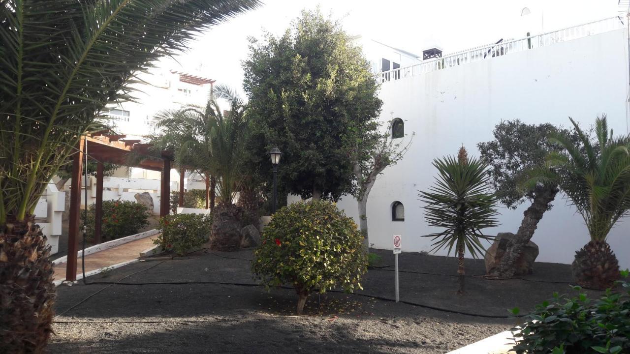 Sunny Self-Catering Apartment Costa Teguise, Lanzarote, Spain Kültér fotó
