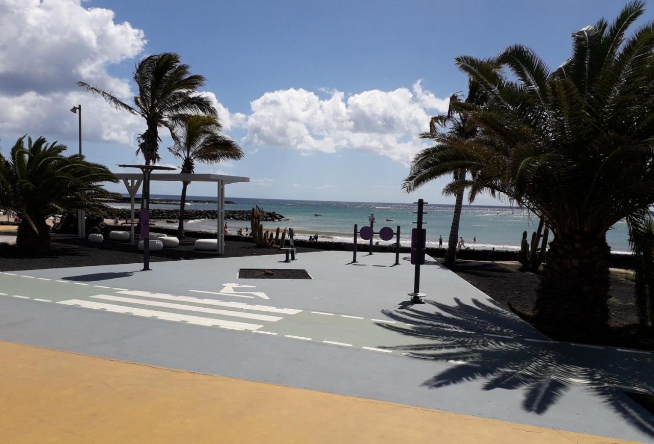 Sunny Self-Catering Apartment Costa Teguise, Lanzarote, Spain Kültér fotó